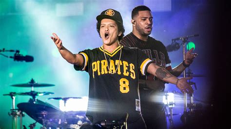 Bruno Mars, Disney team up for 'music-driven' movie - ABC7 Chicago