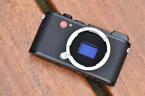 Leica CL Review | Trusted Reviews