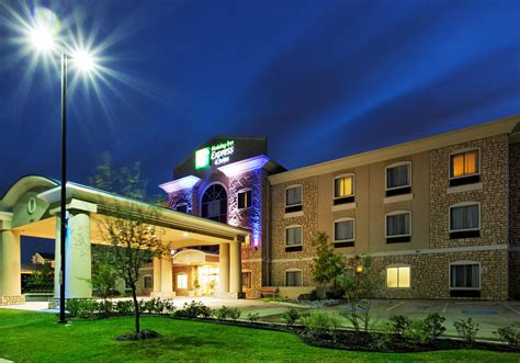 Comfort Inn Mansfield, Mansfield - Compare Deals