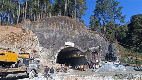 Uttarakhand tunnel collapse: Rescuers race to save 40 workers trapped in India tunnel - BBC News