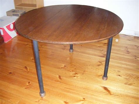 SOLID SURFACE DINING TABLE - DINING TABLE - 40 ROUND KITCHEN TABLE - Blog.hr