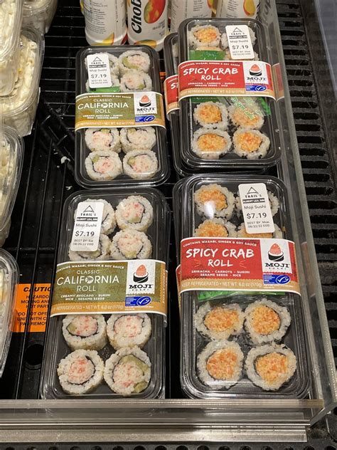 Do I get the gas station sushi?????👀 : r/shittyfoodporn