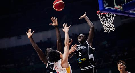 South Sudan teen Khaman Maluach projected to be top NBA pick