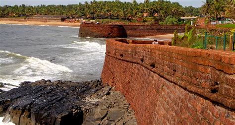 Fort Aguada Goa, India (Entry Fee, Timings, History, Built by, Images & Location) - Goa Tourism