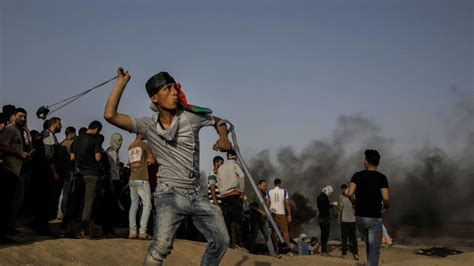 Palestinians vow to press on with border protests in Gaza as U.N. calls ...