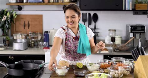 LOOK: Judy Ann Santos Gets YouTube Award for Her Cooking Vlog - When In ...