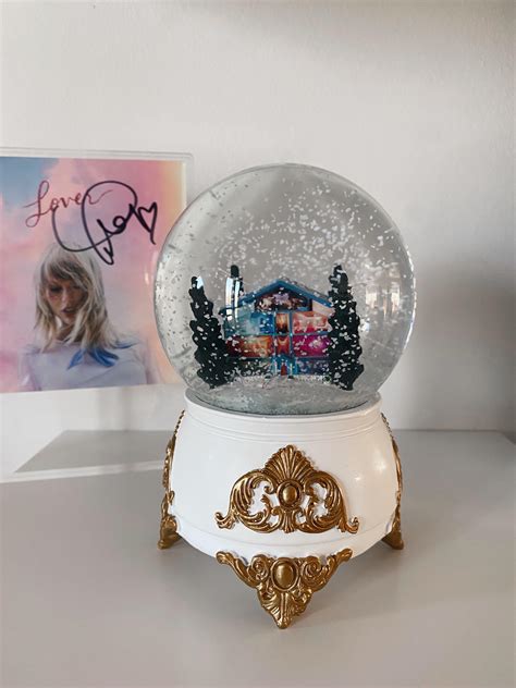 Finally got a Lover Snow Globe (at a great price!) : r/TaylorSwift