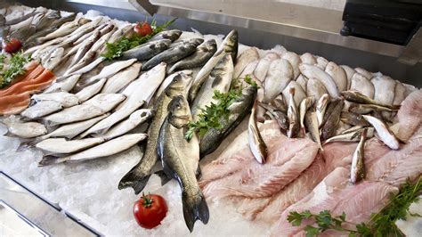 I Want To Eat Fish Responsibly. But The Seafood Guides Are So Confusing! : The Salt : NPR