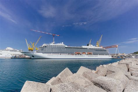 Fincantieri Delivers Cruise Ship Viking Saturn