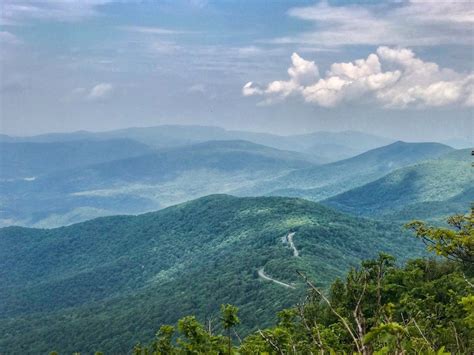 Top Things to do at Shenandoah National Park THE VAGABOND WAYFARER ...