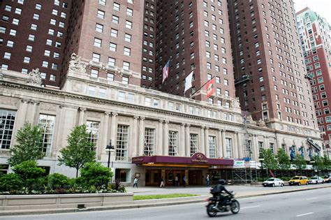 South Loop hotels near Soldier Field and Grant Park