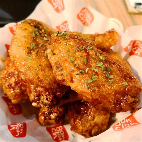 Bonchon Chicken Review - Possibly The Best Fried Chicken - YSK