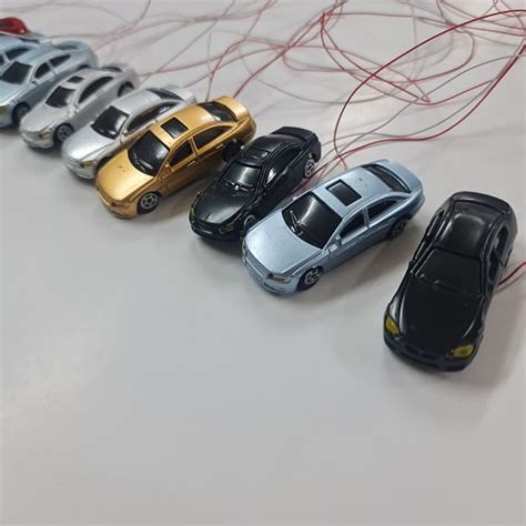 Scale Model Cars with L I G H T S scale 1:100 ( assorted colors ...