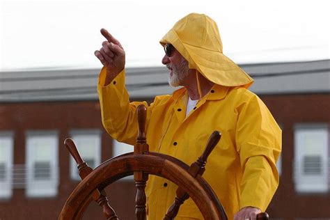 gorton's fisherman | Old fisherman, Outfits with hats, Yellow raincoat