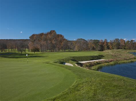 Mohegan Sun Golf Club - NMP Golf USA