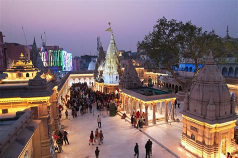 Top 10 Beautiful Temples to Visit in Uttar Pradesh | Shrine Yatra