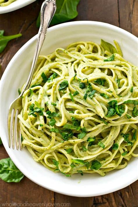 Lighter Creamy Spinach Fettuccine Alfredo