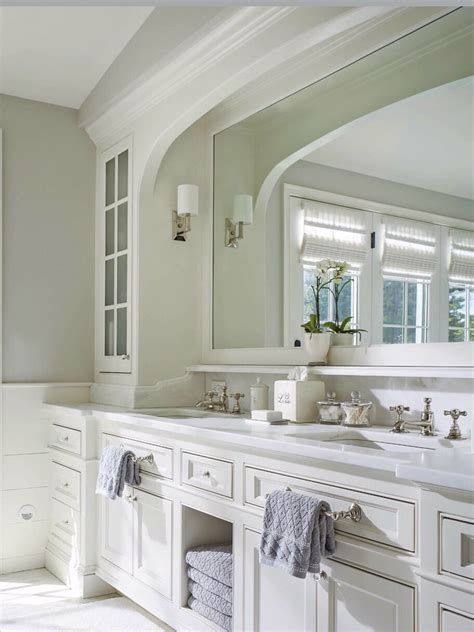 Double vanity design, porcelain ceramic bathroom undermoun… | Flickr