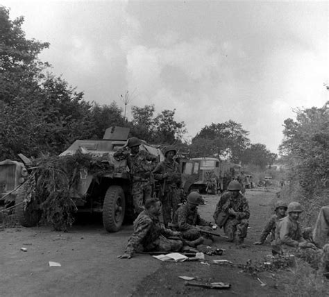 Avranches, 1944. Photos: Ralph Morse - LIFE Collections Military Photos, Military History ...