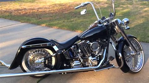 Softail Deluxe 39" Samson cholo - YouTube