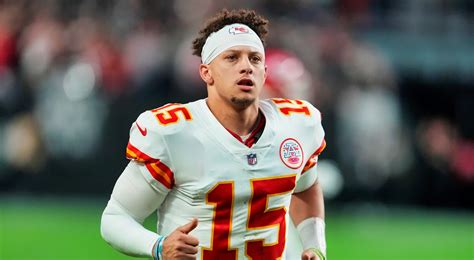 NFL Fans Slam Patrick Mahomes Top-5 QB List