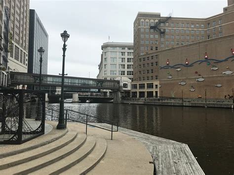 Milwaukee RiverWalk - 2019 All You Need to Know BEFORE You Go (with Photos) - TripAdvisor