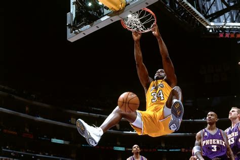 Magic Johnson Agrees That Shaquille O’Neal Would Destroy Michael Jordan ...