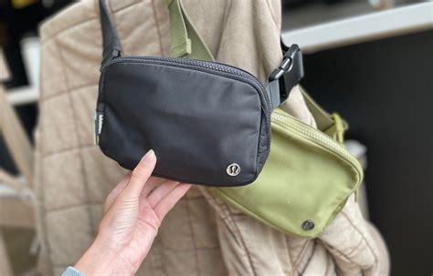 Which is the Best Lululemon Bag? Check Out Our Favorites!