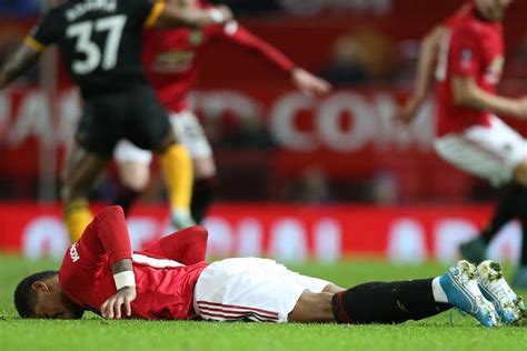 Marcus Rashford injury leaves Manchester United sweating ahead of ...