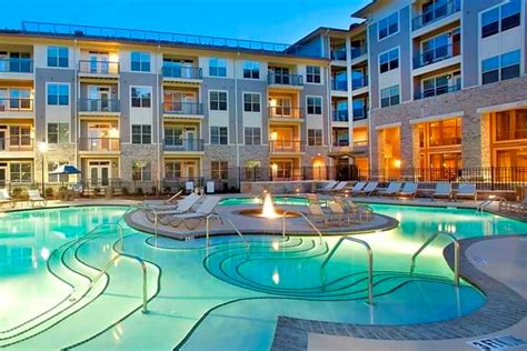 Flats at Uptown Apartments - Dallas, TX 75205