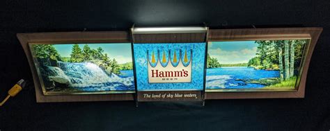 Lot - HAMMS BEER PANORAMIC RIPPLER LIGHTED MOTION SIGN