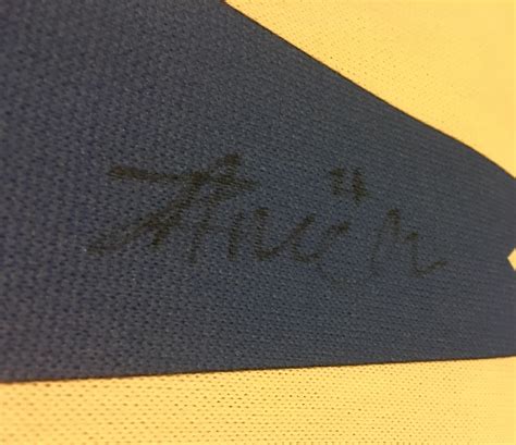 Anyone able to identify the signature on this scarf? : r/FCCincinnati