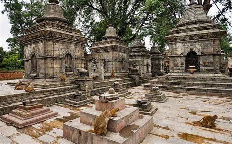 Pashupatinath Temple, Kathmandu, Nepal - Abhishekam Timings, History ...