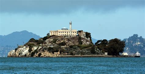 5 Mobster-Gamblers Do Time in Alcatraz Prison - Gambling-History.com