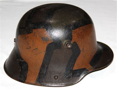 B191. WWI GERMAN CAMOUFLAGE M16 COMBAT HELMET - B & B Militaria