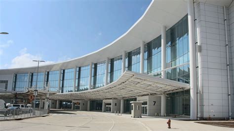 AGA Awards: Louis Armstrong New Orleans International Airport - AZZ