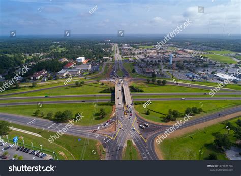 Aerial View Diverging Diamond Interchange On Stock Photo 1773871796 | Shutterstock