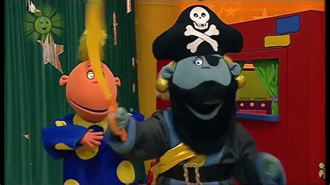 Tweenies - Bella Is A Pirate (Pirates) - YouTube