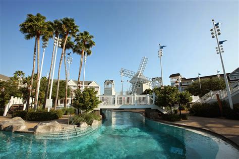 RMH Travel: Beach Club Resort-A Look inside Disney Reosrts