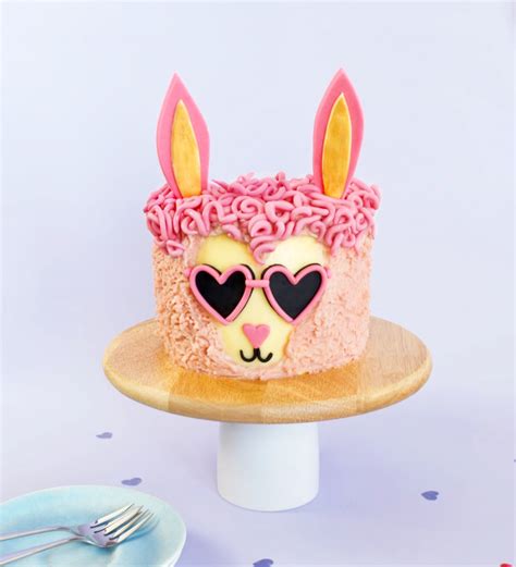 Super Cute Llama Cake Tutorial – Edible Crafts