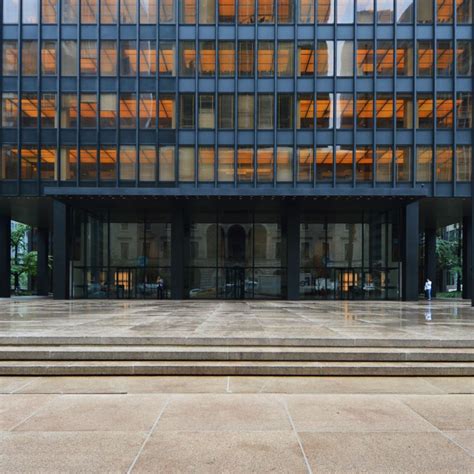 Seagram Building – My Architectural Guide