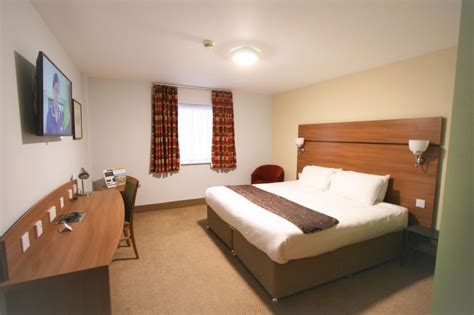 Cheap Hotels in Doncaster - Roomsbooked