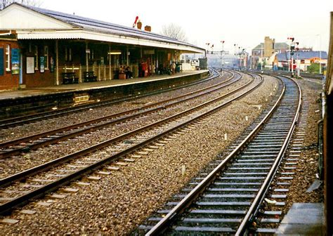 High Wycombe Railway Station, Buckinghamshire, UK in 2021 | Wycombe, Railway station, Railway