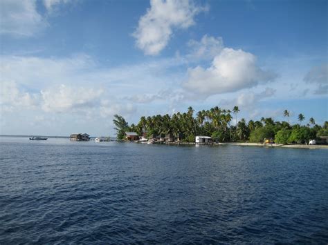 Are we nearly there yet?: Wednesday 2 June Kauehi Atoll, Tuamotus