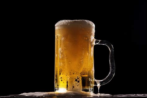 The Science of Beer Foam: Why Bubbles Matter in Your Brew - PRO