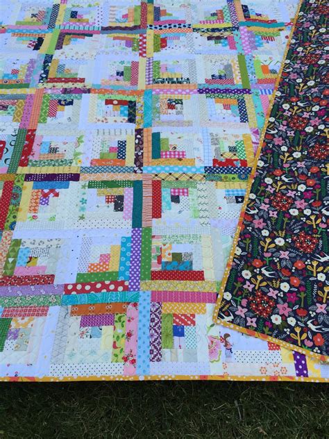 Gigi's Thimble: Scrap Quilt Challenge + My Scrappy Log Cabin Quilt + A Free Log Cabin Block Pattern