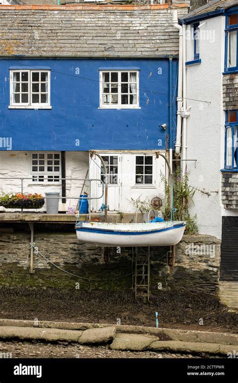 Polperro cliff path hi-res stock photography and images - Alamy