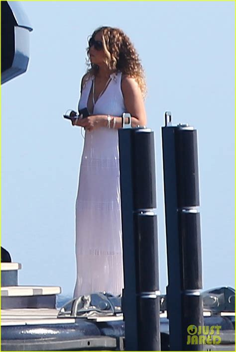 Mariah Carey Enjoys Sunny Day on James Packer's Yacht: Photo 3401190 ...