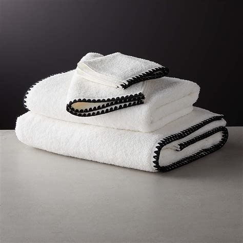 Black And White Bath Towels