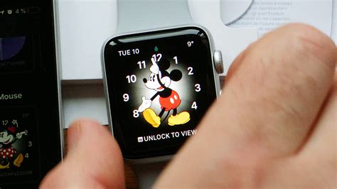 5 Of Our Favorite Apple Watch Faces To Try In 2023